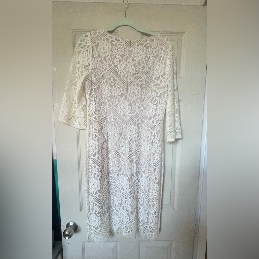 Jessica Howard White Lace Midi Dress with Three-Quarter Sleeves